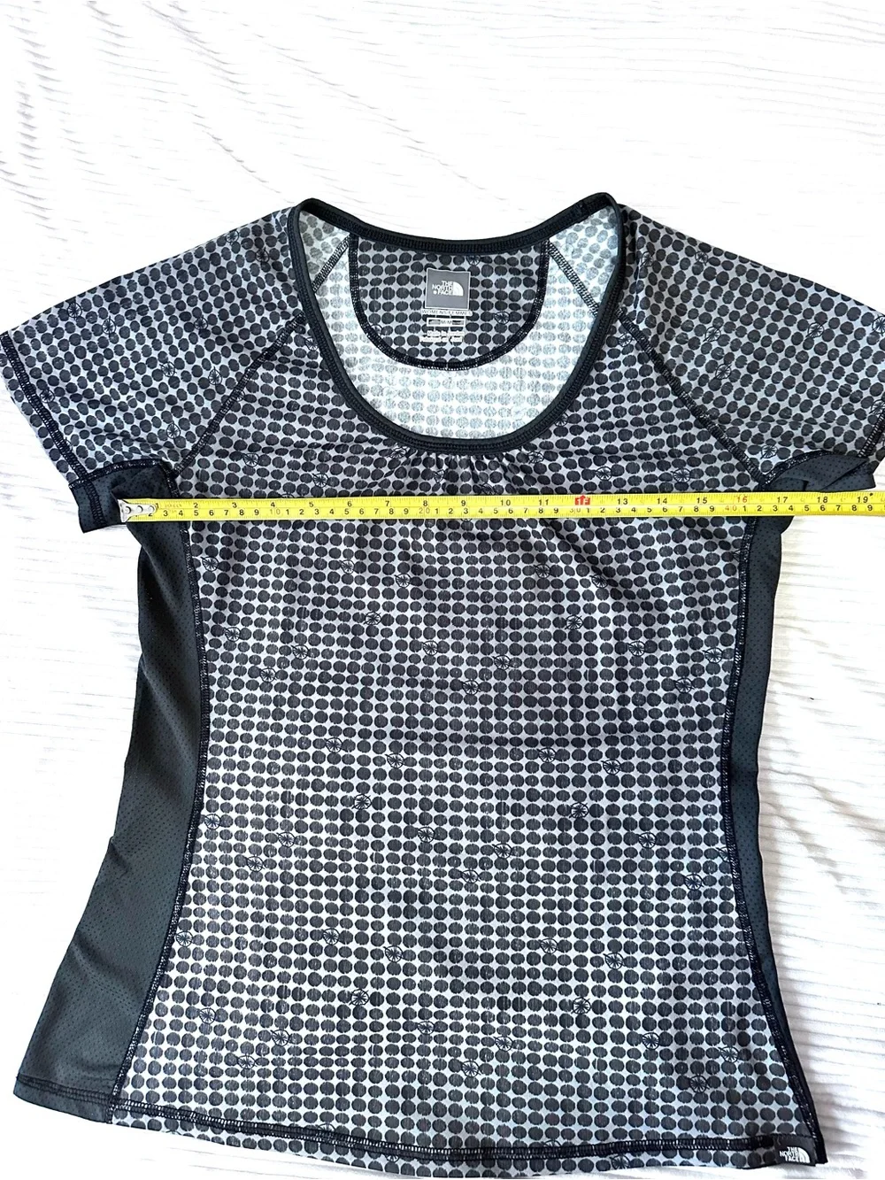 The North Face Women's Black & White Dot-Print Short Sleeve Tee - Picture 2 of 7